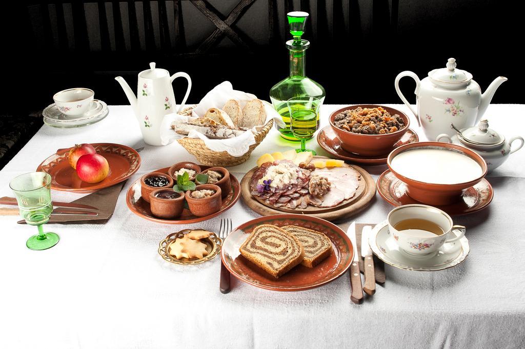 Koroska Hisa Pri Lipi, Boutique Hotel Muta Экстерьер фото